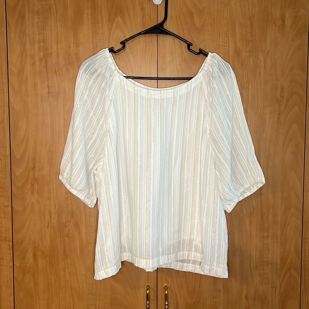 Loft XL white blouse short sleeve. White with gold and silver stripes. Layered.